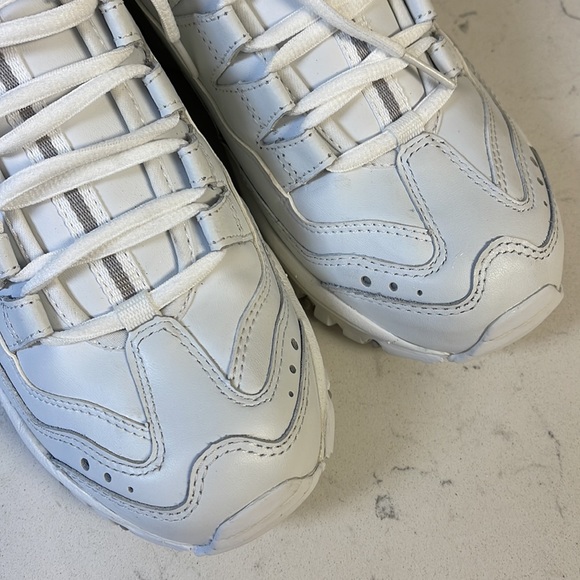 SKECHERS Energy Women’s Size 10, White, Like New - Picture 11 of 16